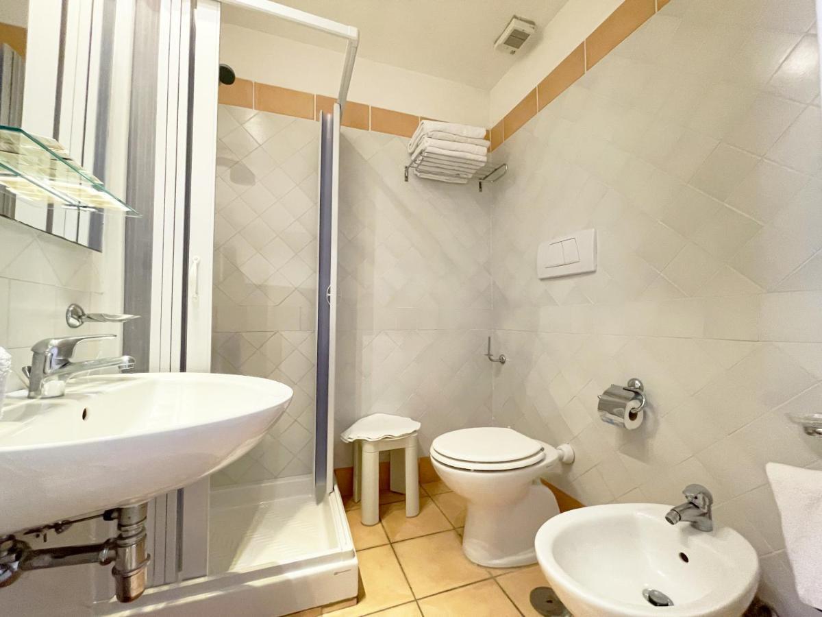 Hotel Reginella Sant'Agata sui due Golfi Ngoại thất bức ảnh