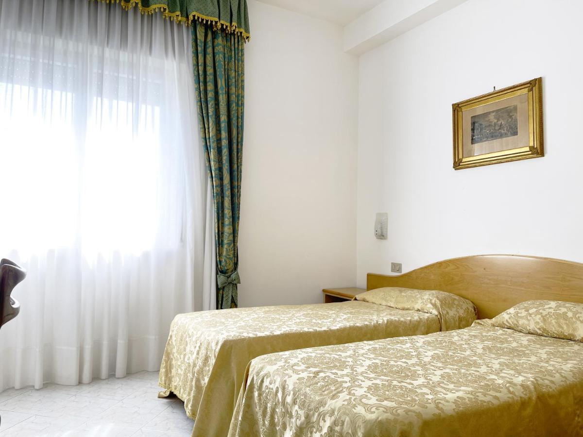 Hotel Reginella Sant'Agata sui due Golfi Ngoại thất bức ảnh